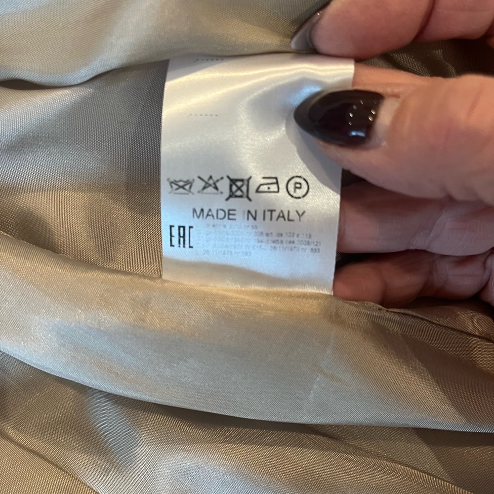 Tricot Chic Jacket - Picture 15 of 16